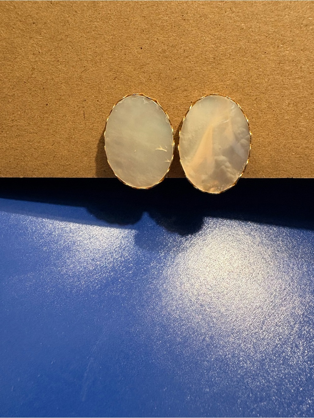 Gold-Trim Mother of Pearl Oval Stud Earrings - White